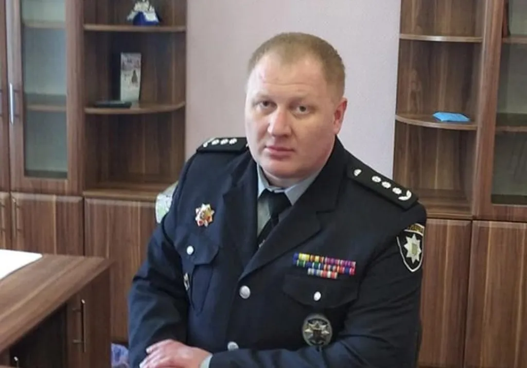 Керівник Коростенської поліції задекларував понад 700 тисяч гривень доходу за рік