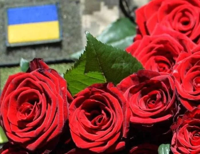 Жителі Овруцької громади проведуть в останню путь Захисника Максима Макаревича