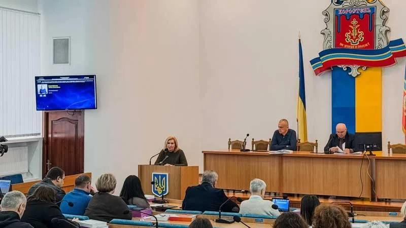 Депутати Коростеня зібралися на позачергову сесію: основні питання на порядку денному