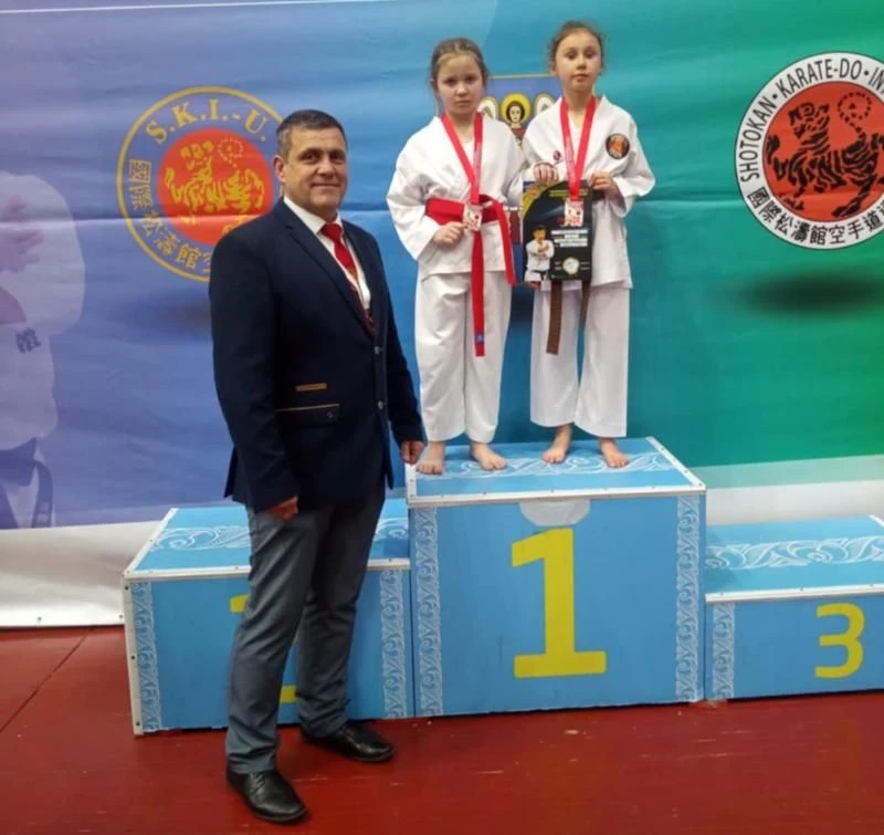 Коростенські спортсмени повернулись додому з чемпіонату України з шотокан карате-до з перемогами