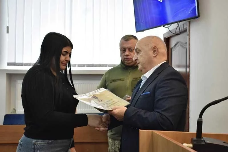 У Коростені вшанували пам’ять чотирьох захисників та передали їхнім родинам державні нагороди