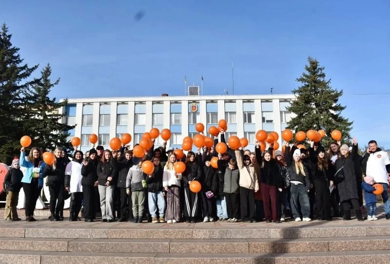 Коростень долучився до міжнародної кампанії “16 днів проти насильства”
