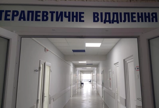 Ремонт балкона в терапевтичному відділенні Коростенської лікарні: витратять понад 600 тис. грн