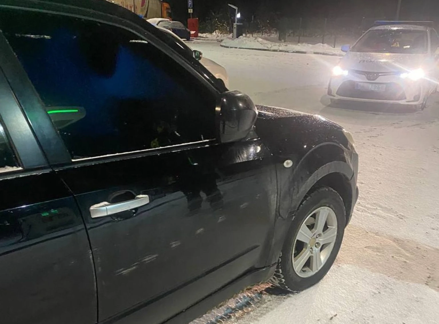 П’яний водій втік після зіткнення з Porsche і був затриманий біля Зарічан
