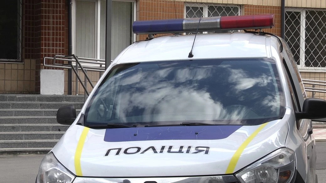 У Житомирі чоловік вдарив перехожу на вулиці: поліція відкрила справу
