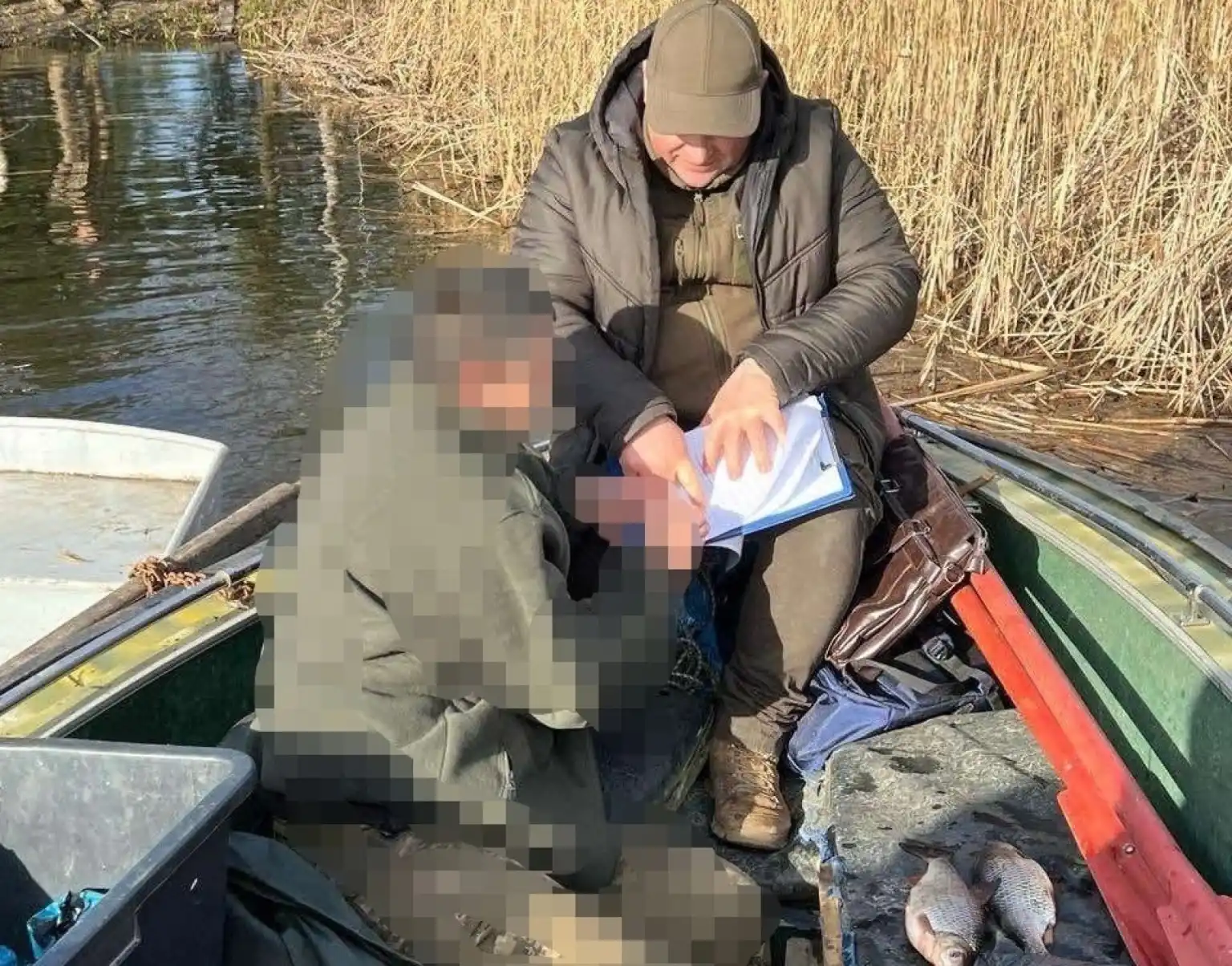 Екоінспекція подала до суду через невиплачені збитки за незаконний вилов риби