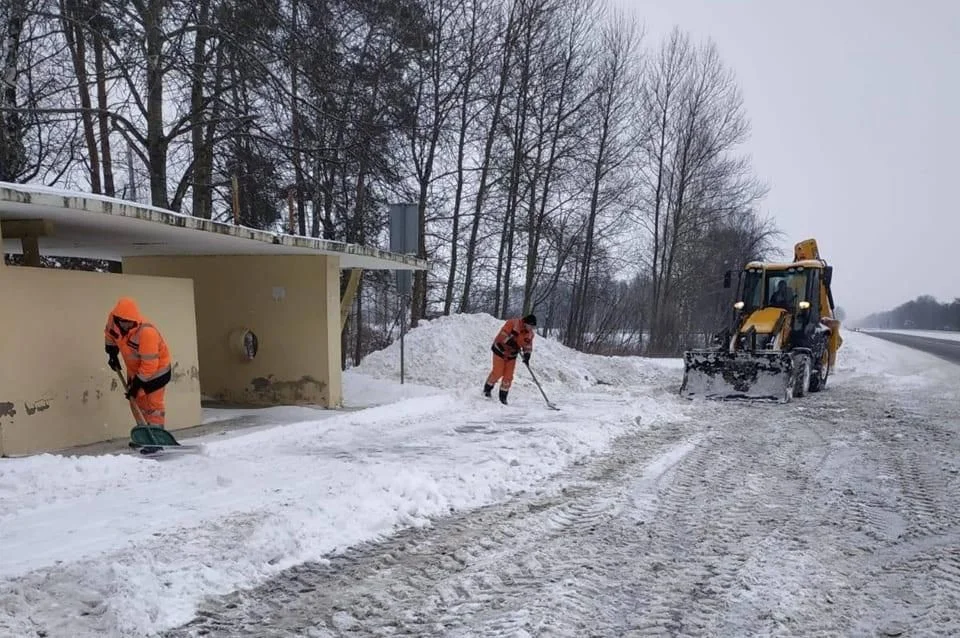 Морози без транспортного колапсу: як на Житомирщині утримують дороги в проїзному стані
