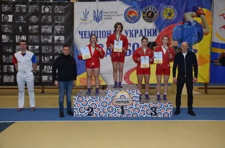 Тріумф на львівському килимі: самбістки Житомирщини здобули путівки на чемпіонат Європи