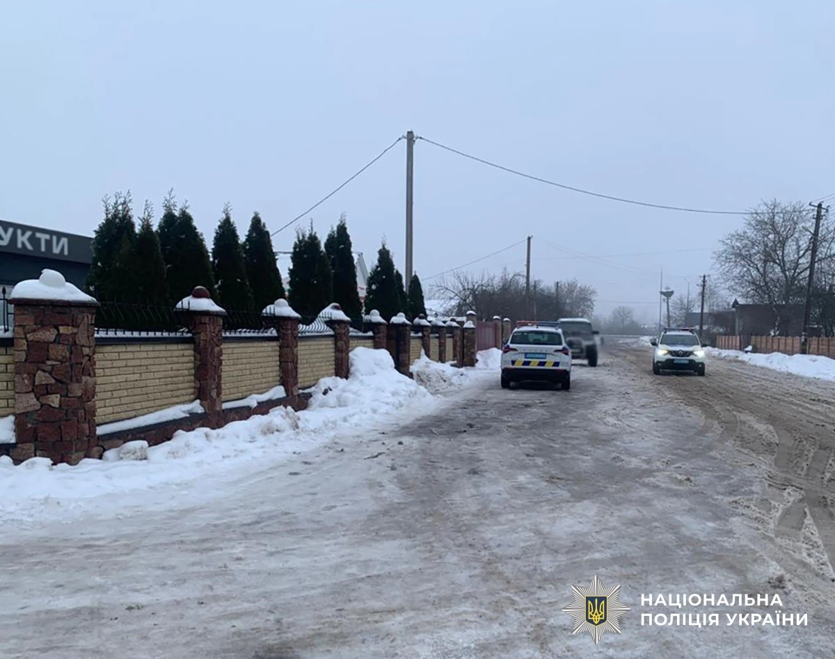 Фатальна необачність у Березівці: на Житомирщині чоловік викрав фургон із продуктами біля магазину