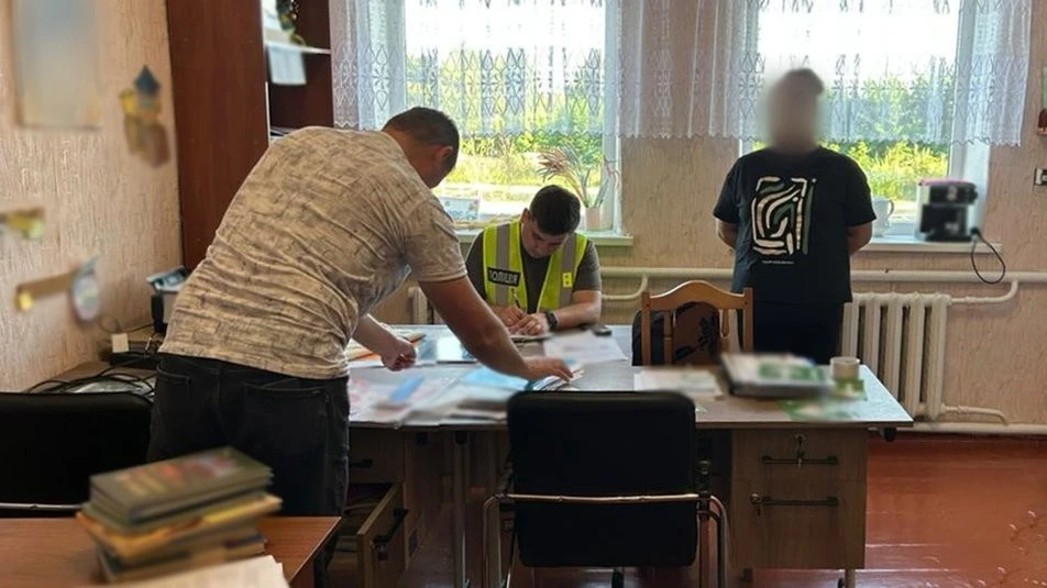 Бронювання через парту: на Житомирщині судитимуть посадовців за фіктивне працевлаштування ухилянтів