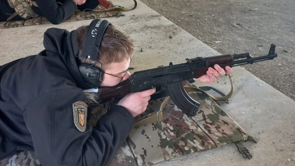 Більше ніж теорія: як цивільні жителі Житомирщини опановують ази національного спротиву
