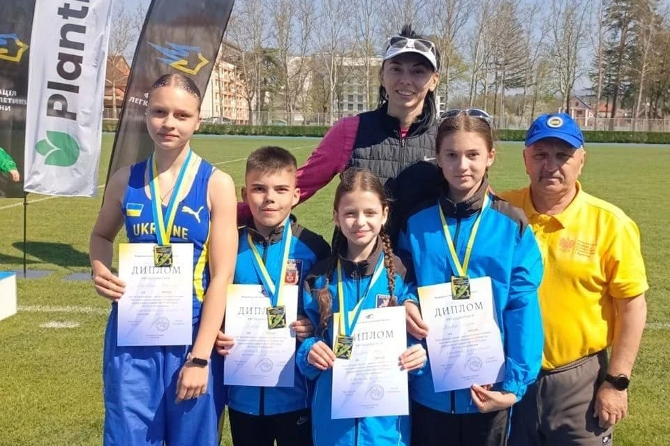 Тріумф на Закарпатті: юні легкоатлети з Коростеня підкорили всеукраїнський п’єдестал