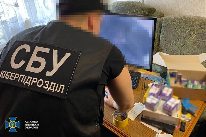 У Житомирі викрили організатора масштабної ботоферми, що працювала на спецслужби РФ