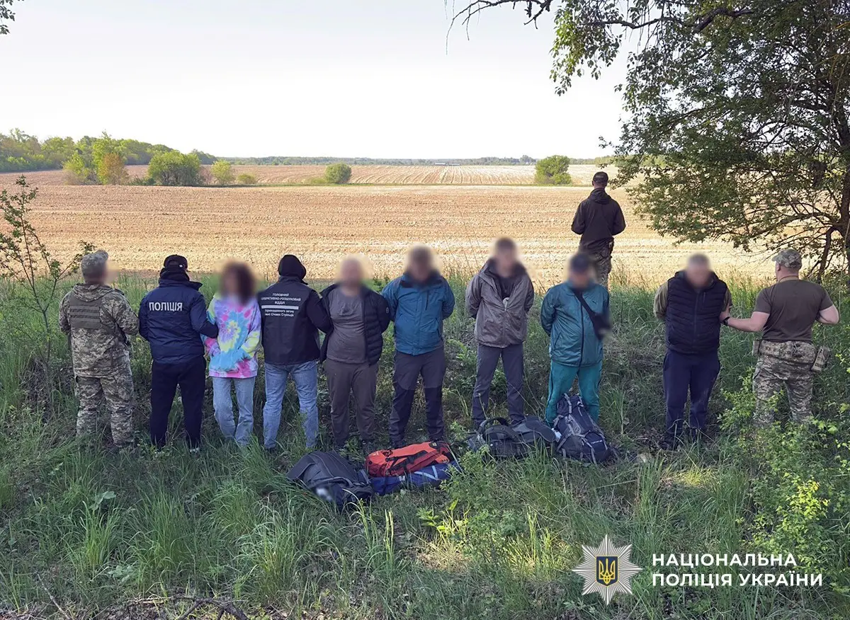 На Житомирщині зірвали дві схеми незаконного переправлення чоловіків до прикордоння