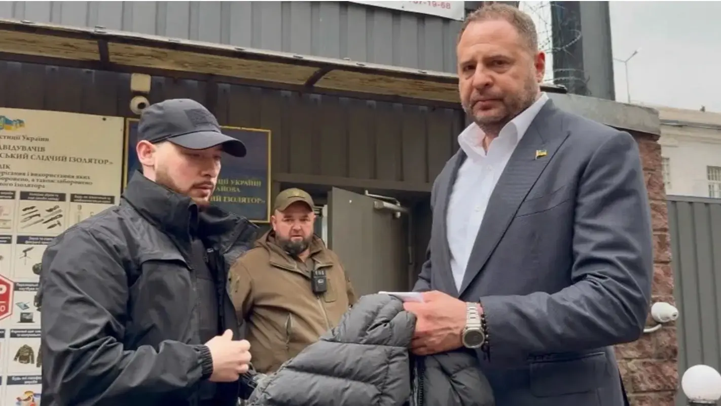 154 мільйони за свободу: як і хто профінансував вихід Андрія Єрмака із СІЗО