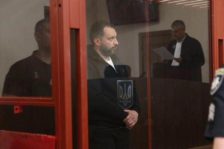 П’ятьох посадовців Нацполіції заарештували у справі про ймовірне “кришування” мережі інтимних онлайн-офісів