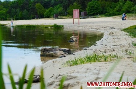 Купання під забороною: лише один пляж Житомирщини пройшов перевірку