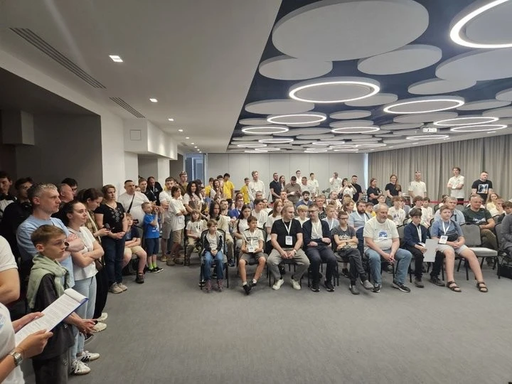 Південна Корея чекає на винахідників: у Житомирі стартував відбір на світовий кубок із робототехніки